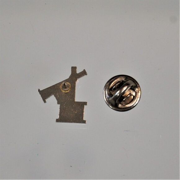 2 Lapel Pin Tie Tacks Cub Scouts Scientist Scope Award And Grad Diploma Scroll - Picture 5 of 8